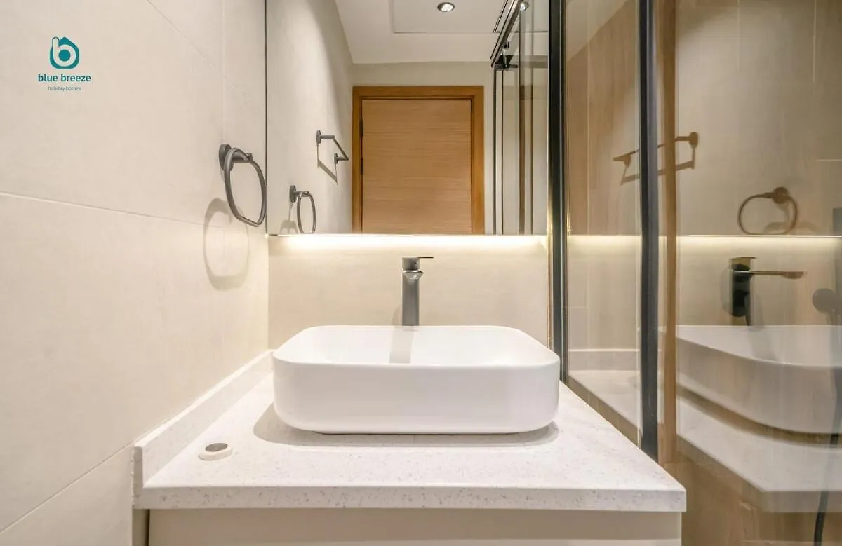 Blue Breeze - Chic & Cozy Getaway In Al Furjan Apartment Dubai