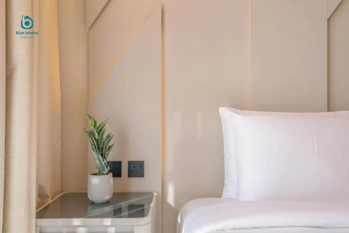 Blue Breeze - Chic & Cozy Getaway In Al Furjan Apartment Dubai
